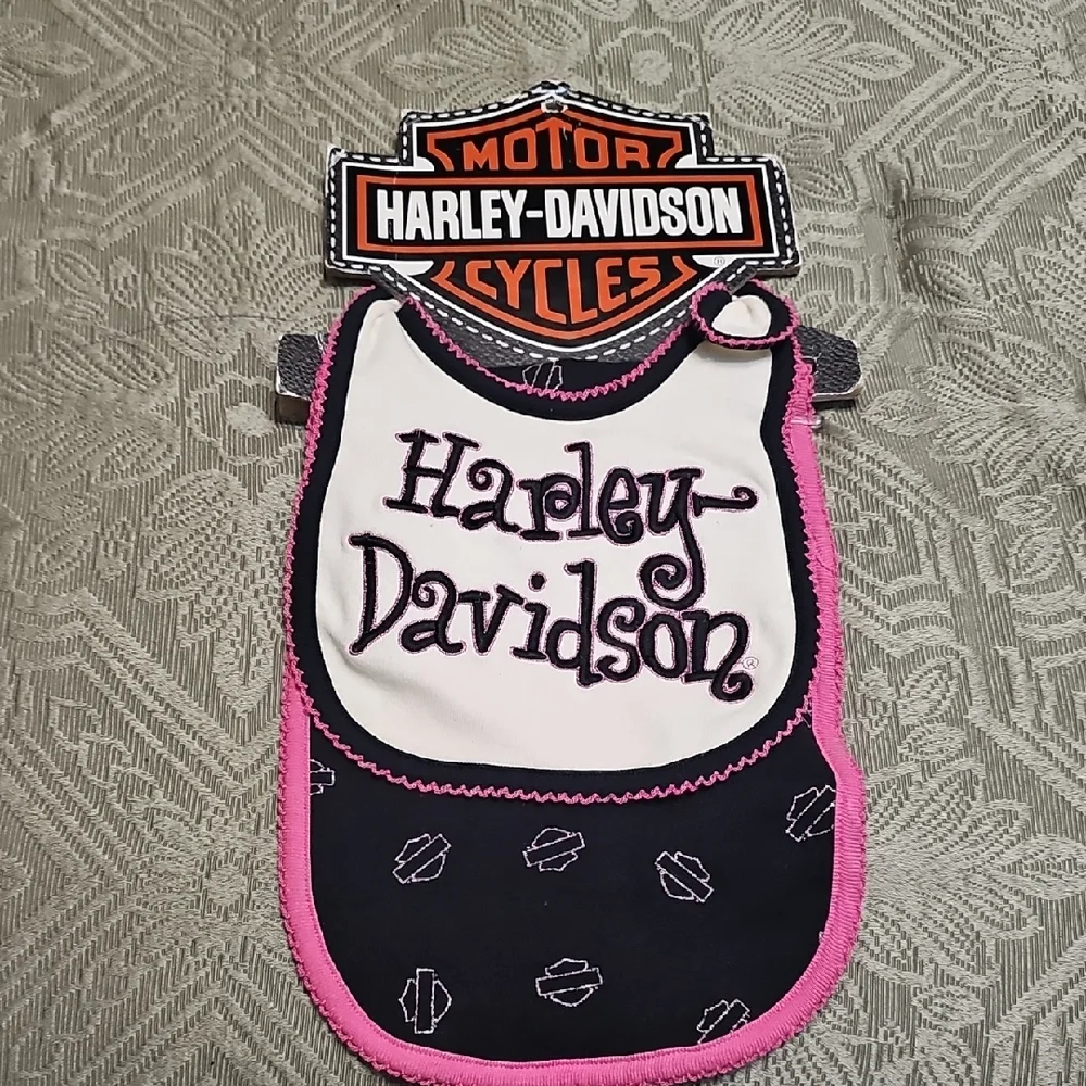 Harley-Davidson Pink and Black Baby Bib And Sparkly Burp Cloth
